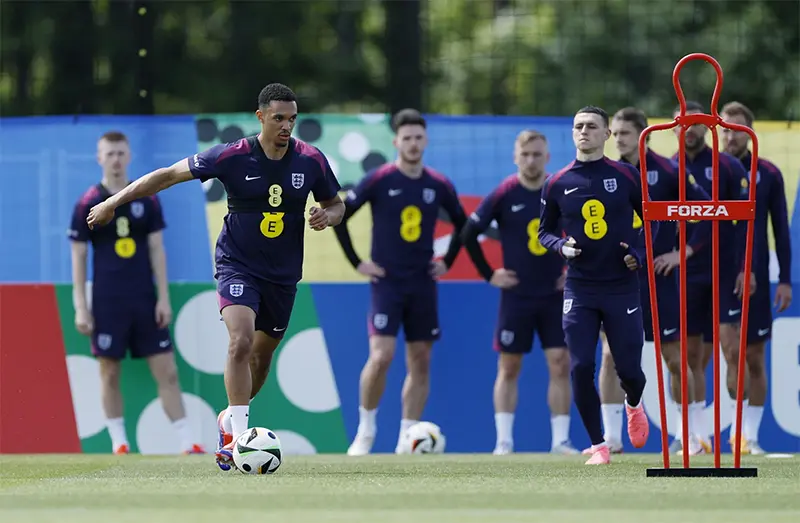 Trent Alexander-Arnold: Vũ khí bí mật của đội tuyển Anh tại EURO 2024