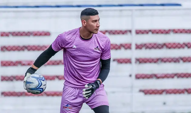 Thủ môn Neil Etheridge